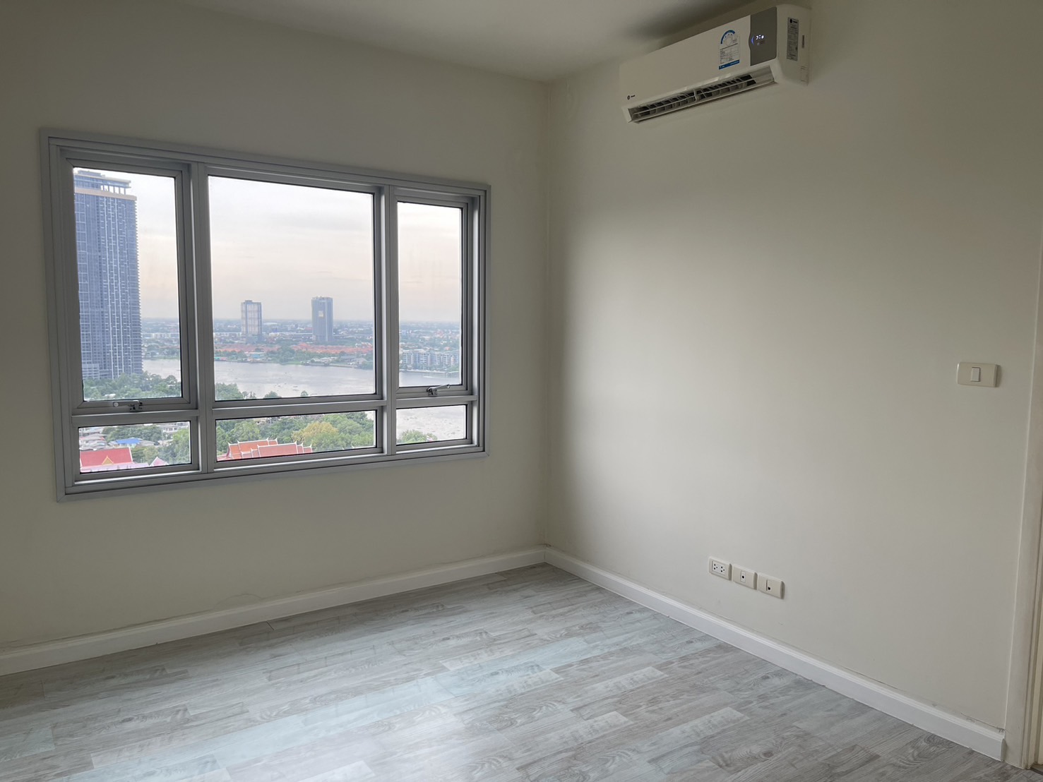 83456-ขายคอนโด แมเนอร์ สนามบินน้ำ วิวเจ้าพระยา นนทบุรี