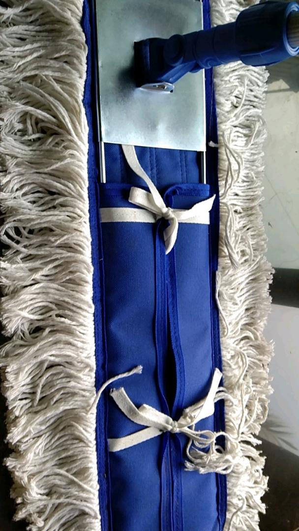 Tomkada - ชุดไม้ถูพื้น ดักฝุ่นได้ยอดเยี่ยม ม็อพดันฝุ่น หน้ากว้าง 100 ซม. ใยสีขาวครบชุด