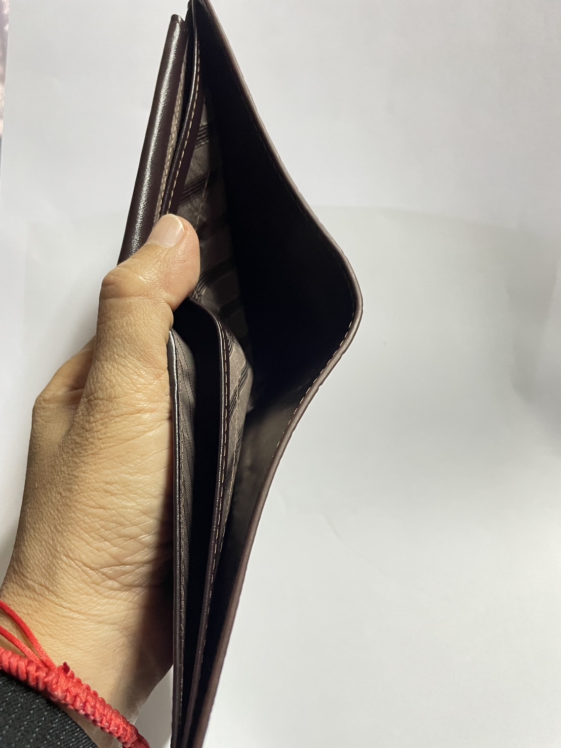 กระเป๋าหนังจระเข้แท้ หนังท้อง