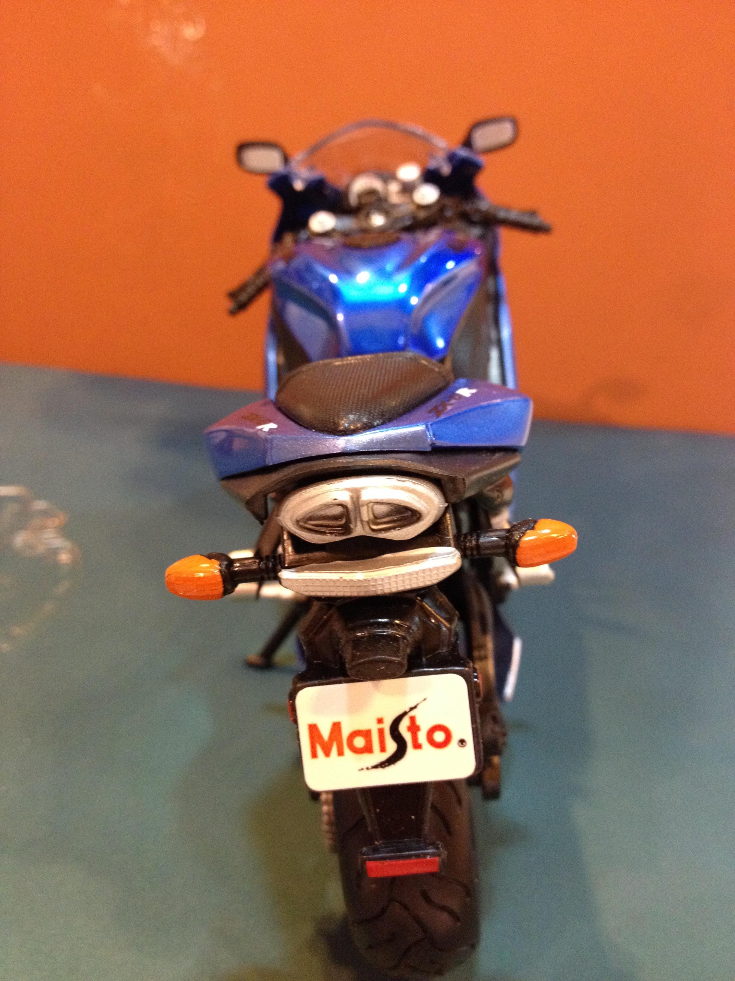 1:12 Kawasaki Ninja ZX-6R