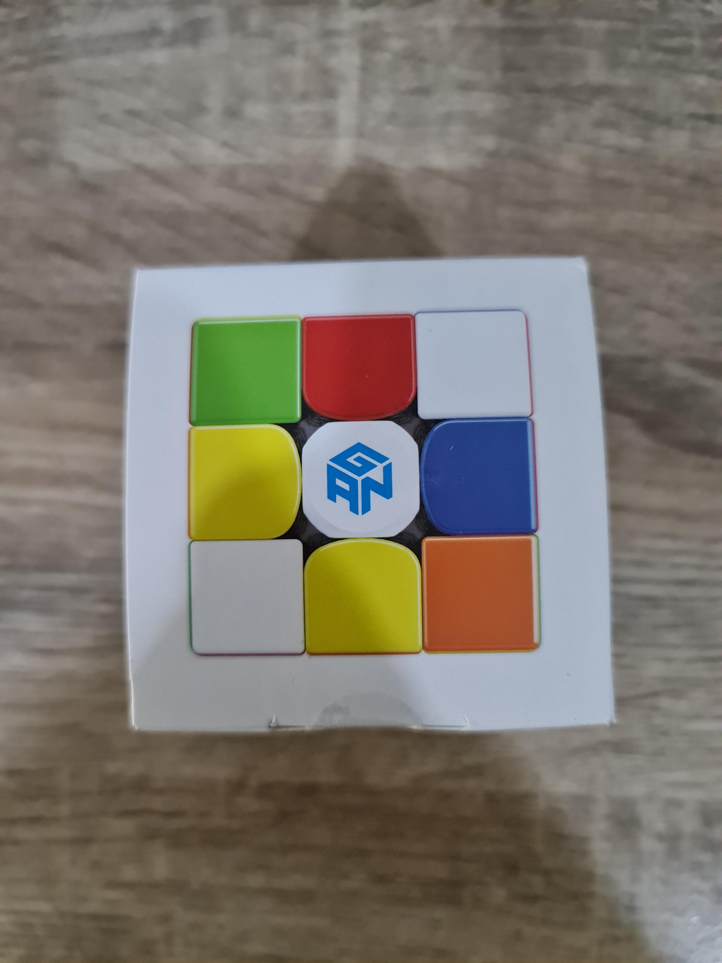 Gan 356 RS รูบิคแม่เหล็ก