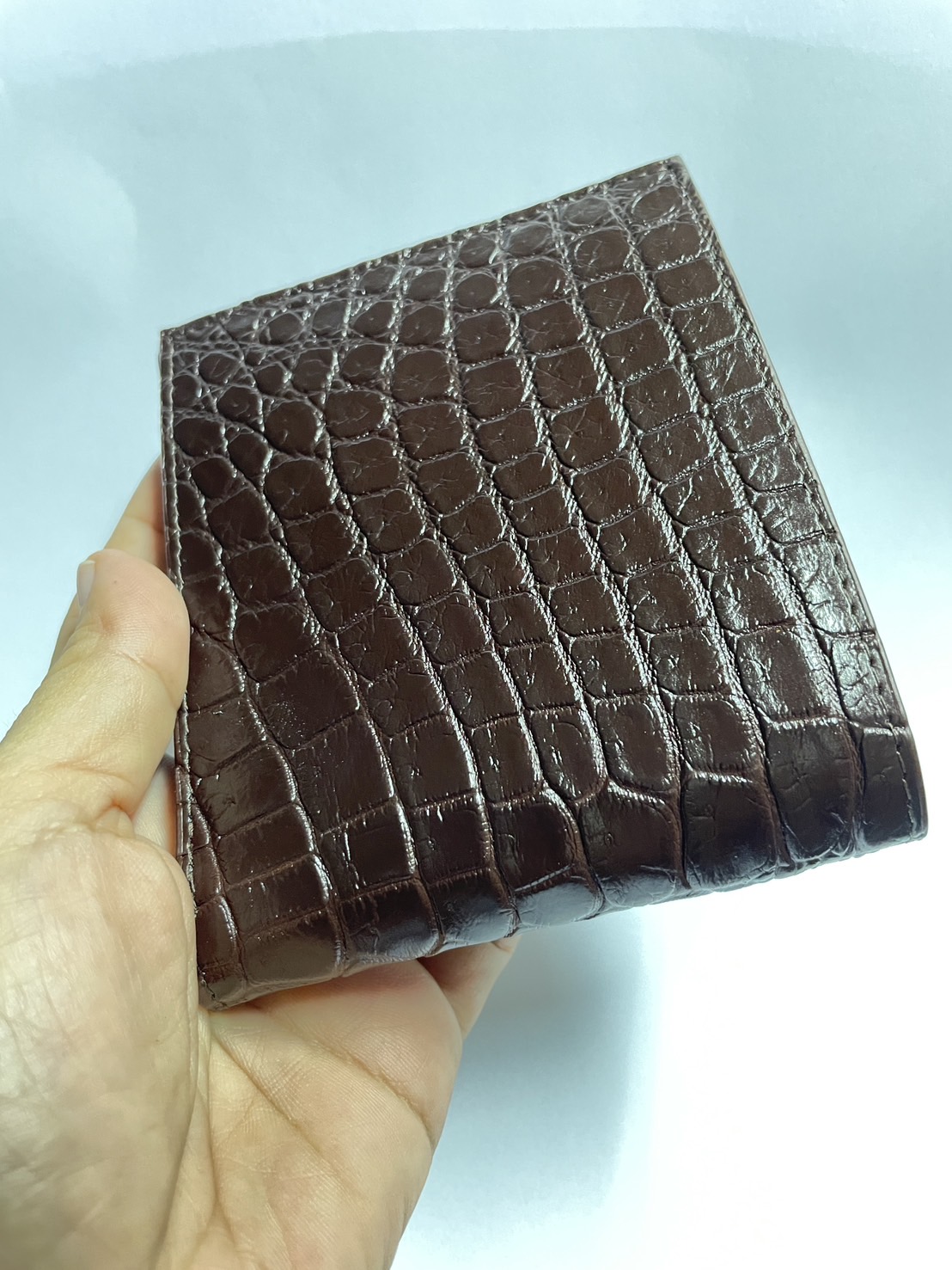 กระเป๋าหนังจระเข้แท้ หนังท้อง