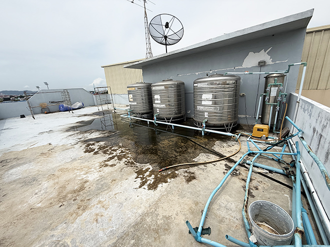 ขายอาคารพาณิชย์ 4 ชั้น+ดาดฟ้า ถนนพระยาสัจจา เสม็ด เมืองชลบุรี ชลบุรี