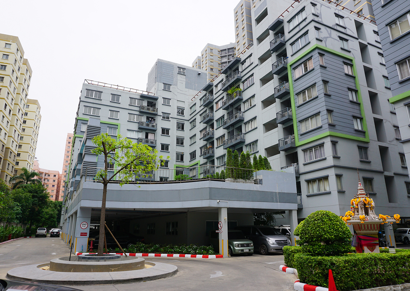 65806-ขายคอนโด วัน เอ็กซ์ สาทร-นราธิวาส ยานนาวา กรุงเทพ