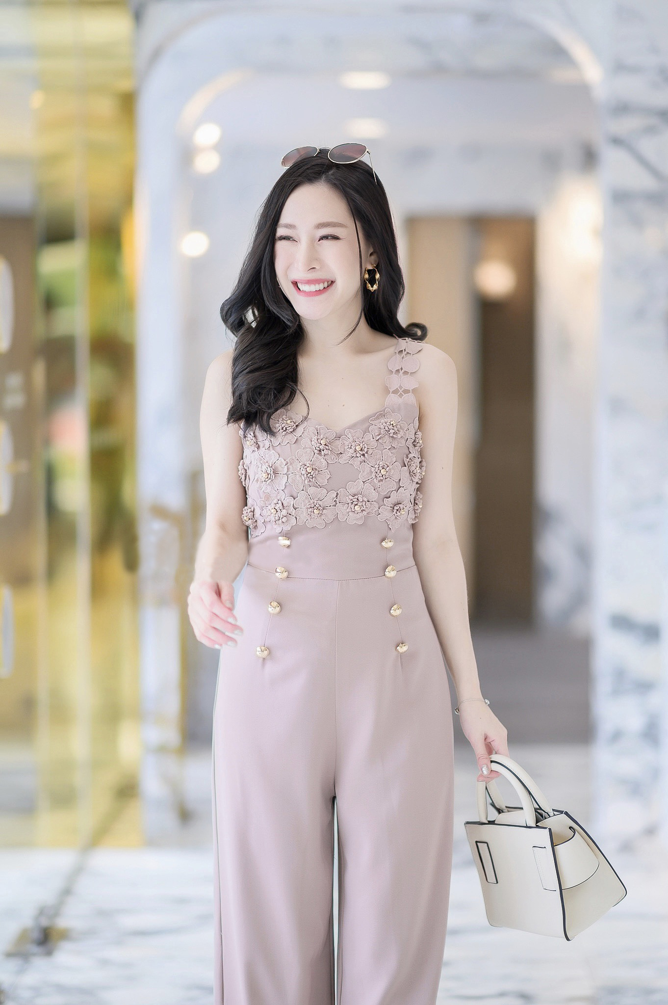 JS00104 จั๊มสูทแฟชั่น จั๊มสูทลูกไม้ ชุดไปเที่ยว ชุดออกงาน ชุดลูกไม้ ชุดไปงานแต่ง