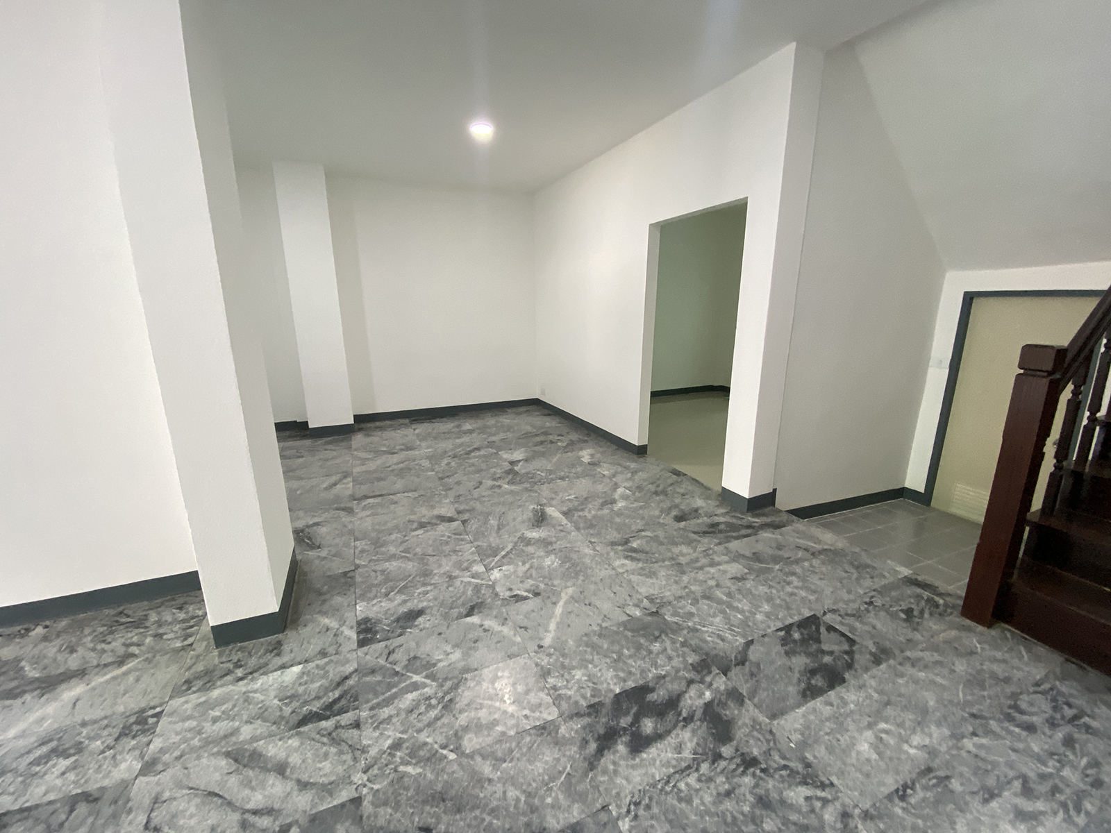 81583-ขายทาวน์โฮม หมู่บ้านเปี่ยมสุข บางเดื่อ ปทุมธานี