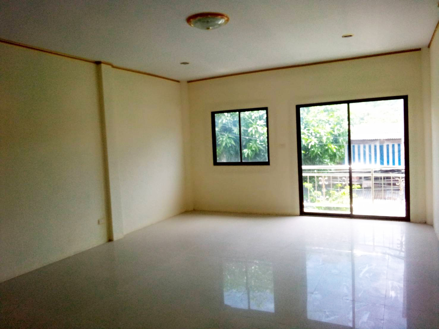 74296-ขายที่ดินพร้อมสิ่งปลูกสร้าง ซอยพระตำหนัก 3 เมืองพัทยา ชลบุรี