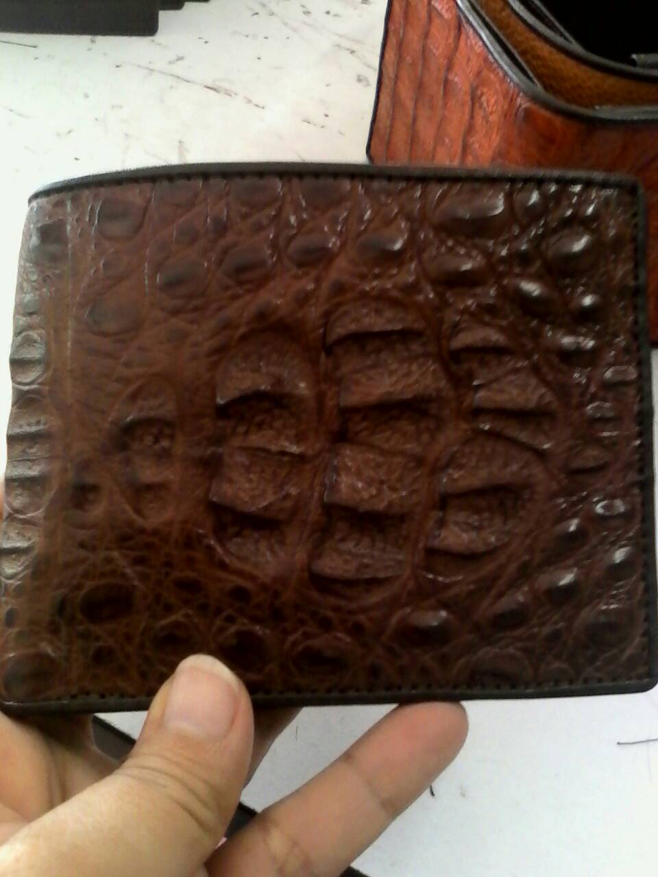 กระเป๋าหนังจระเข้แท้ (กระดูกหัว)