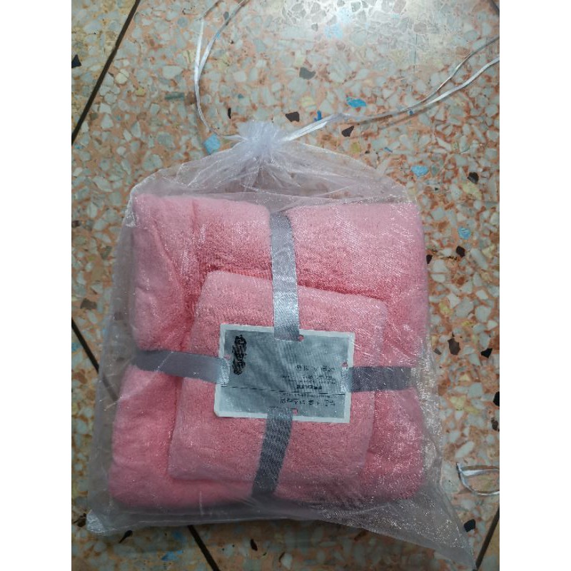 ผ้าเช็ดตัวขนเป็ด (2 ผืน เล็ก+ใหญ่+พร้อมถุงผ้าแก้ว)