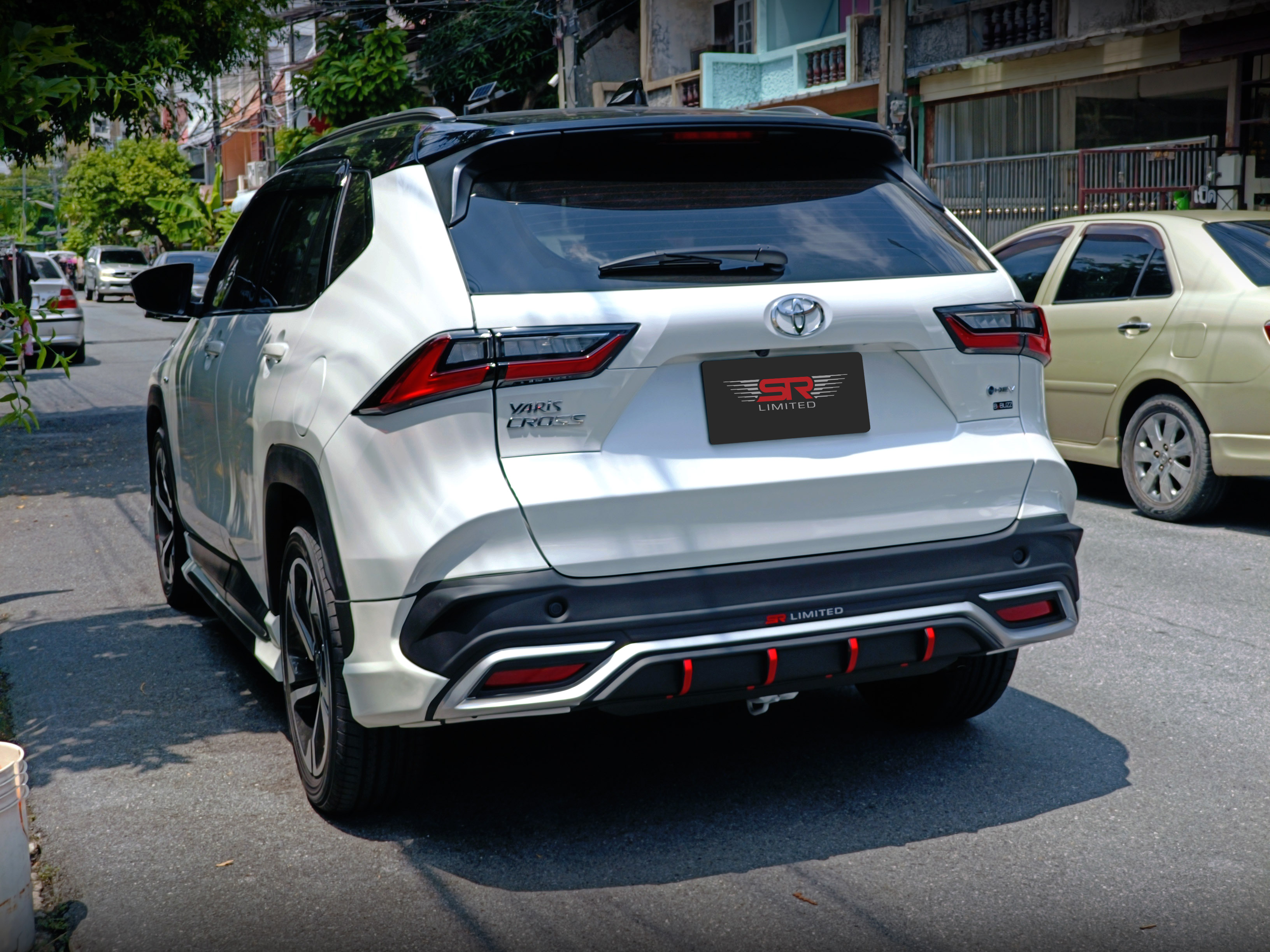 ชุดแต่งรถ-สเกิร์ต-อุปกรณ์แต่งรถ New Toyota Yaris Cross 2023-2024