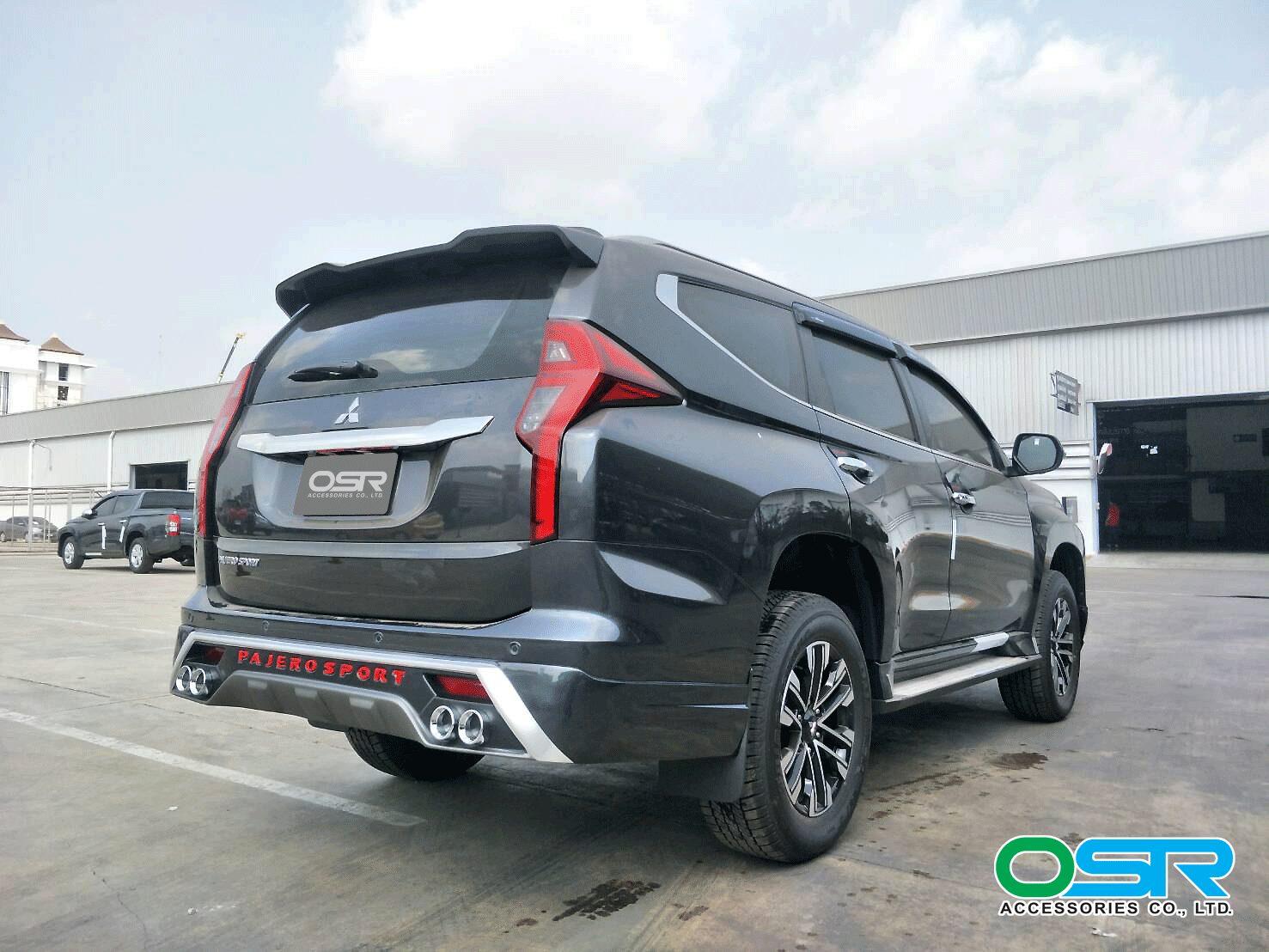 ชุดแต่งรถ-สเกิร์ต-อุปกรณ์แต่งรถ New Mitsubishi Pajero Sport 2020 ทรง AT By OSR