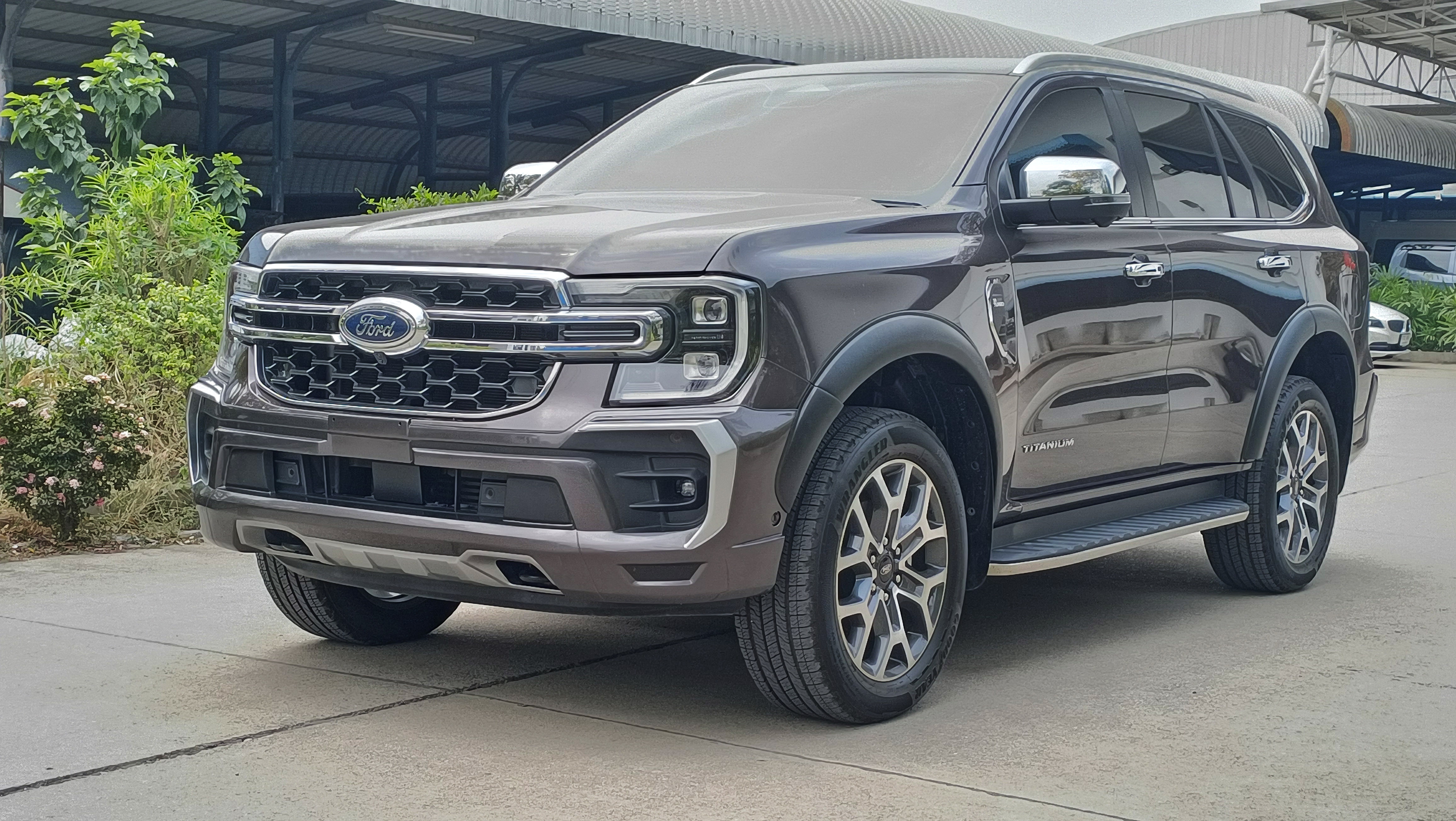 ชุดแต่งรถ-สเกิร์ต-อุปกรณ์แต่งรถ Ford Everest 2022 2023 2024 Next-Gen ทรง SR-Limited