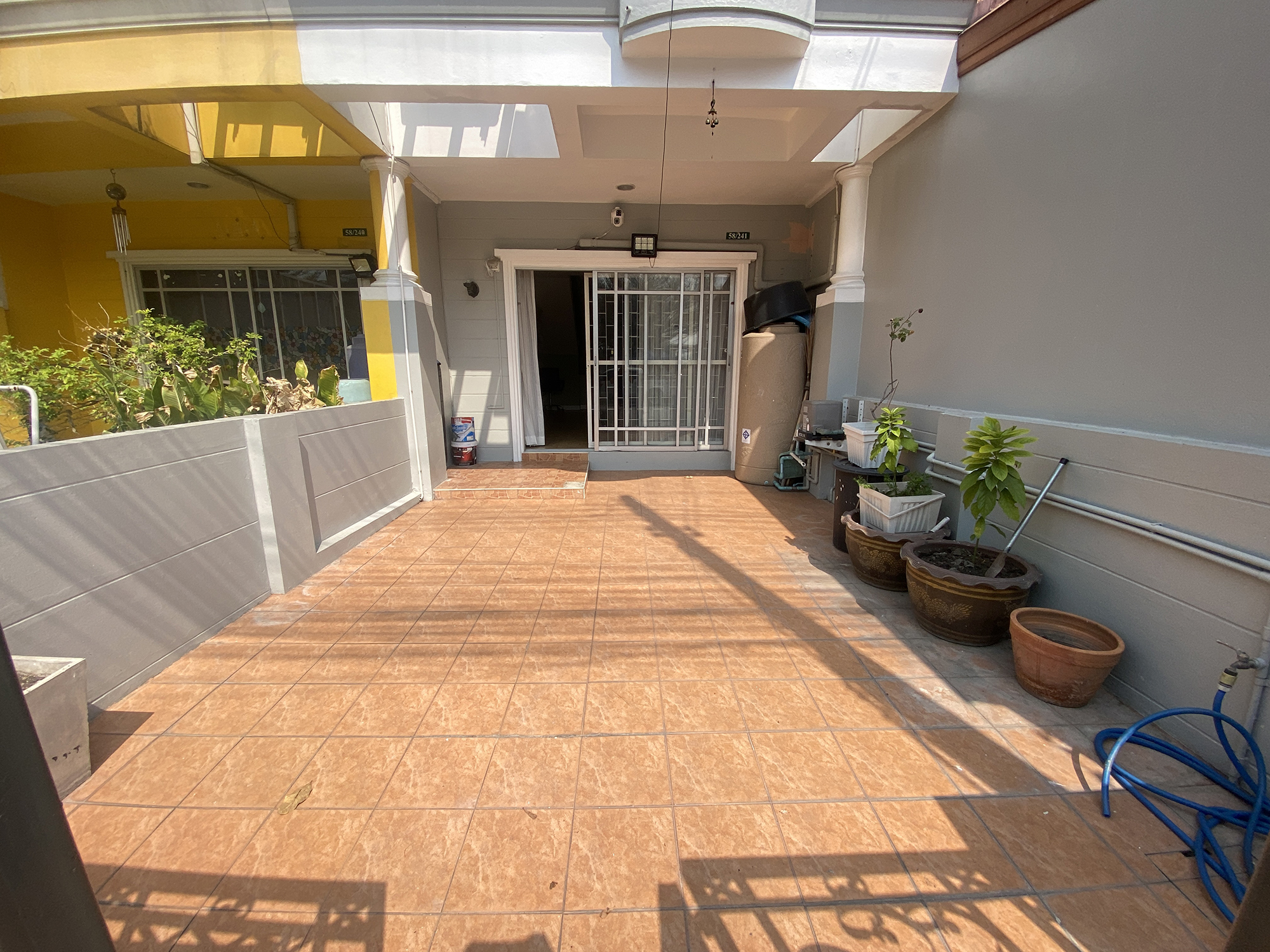 86336-ขายทาวน์เฮ้าส์ หมู่บ้านขจีนุช ถนนราชพฤกษ์ ลาดหลุมแก้ว ปทุมธานี