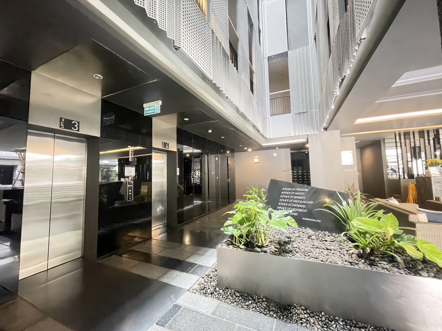 83453-คอนโดให้เช่า Siamese Gioia ไซมิส จอยญ่า วัฒนา กรุงเทพ