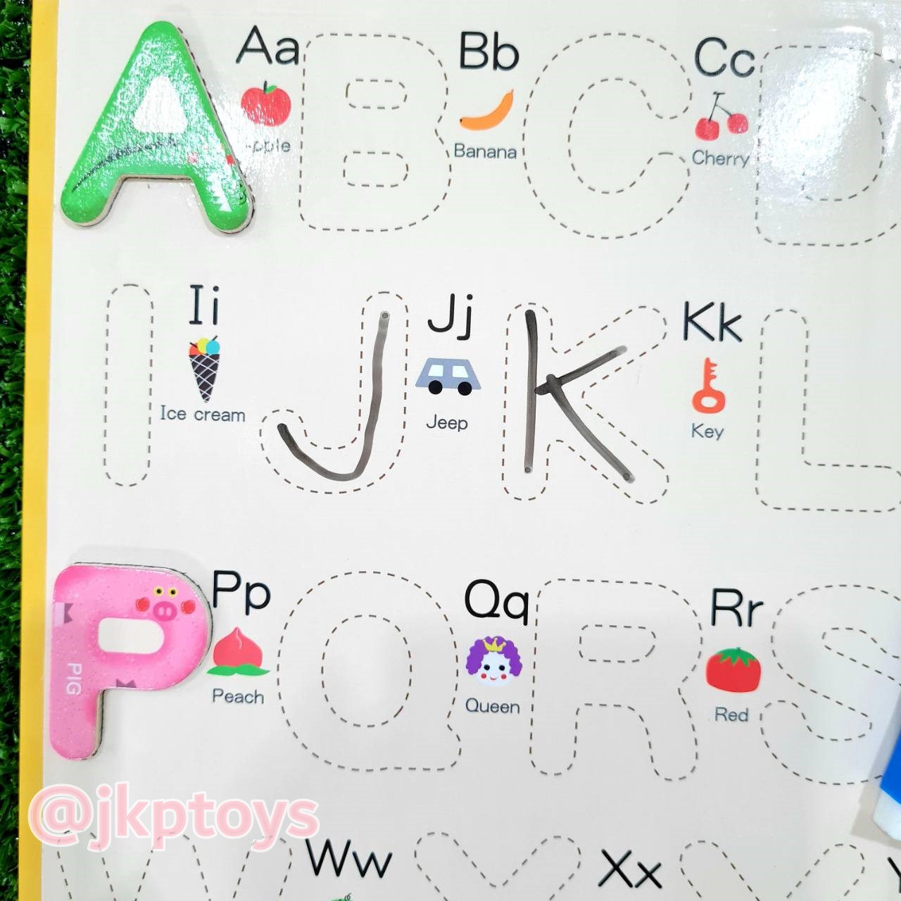 ของเล่นไม้เสริมพัฒนา หนังสือหัดเขียนเเละตัวเเม่เหล็ก เรียนรู้ ABC