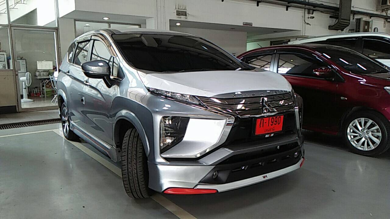 ชุดแต่งรถ-สเกิร์ต-อุปกรณ์แต่งรถ Mitsubishi Xpander ทรง SR-Limited By OSR