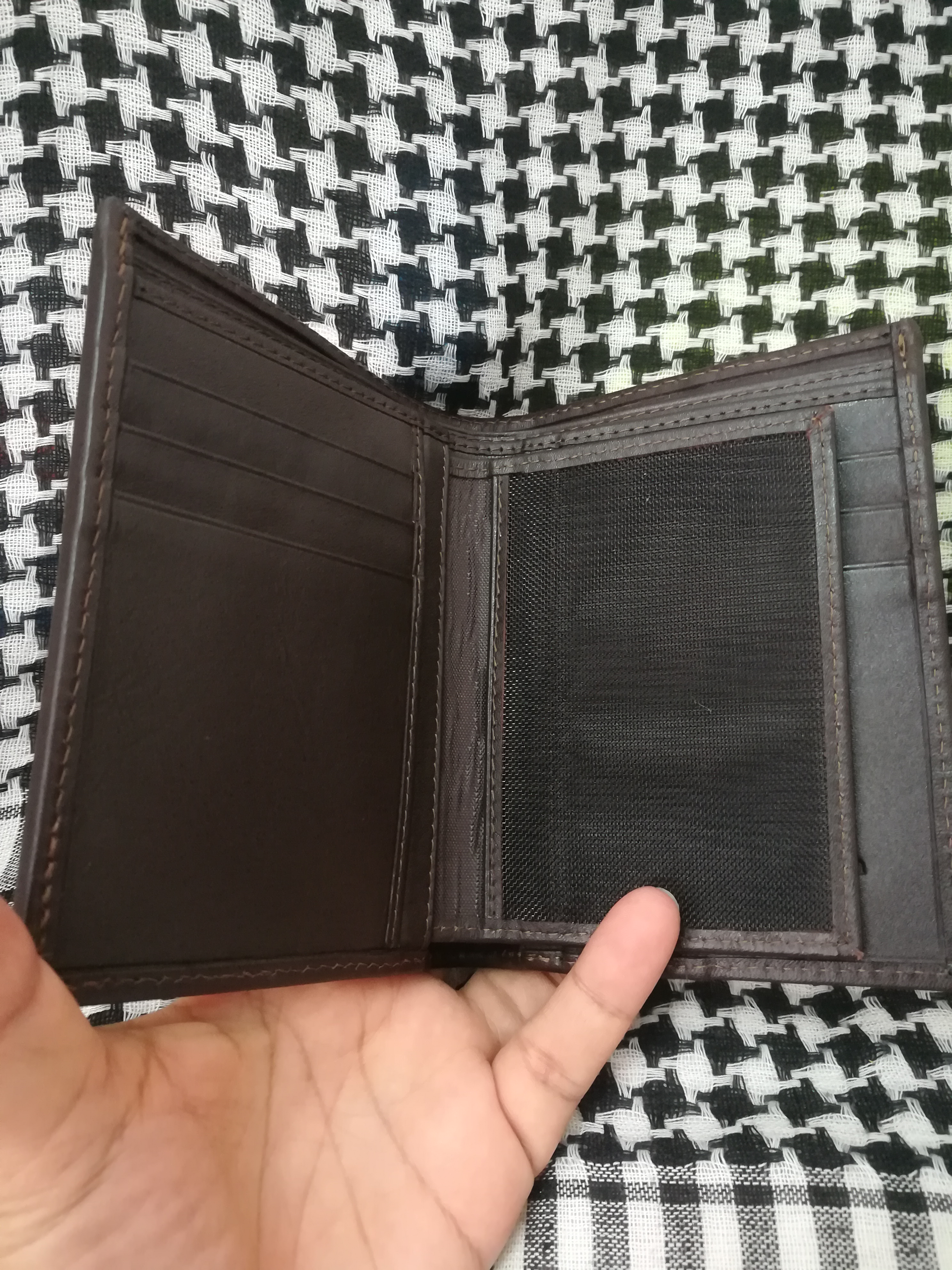 กระเป๋าหนังจระเข้แท้ทรงตั้ง หนังท้อง