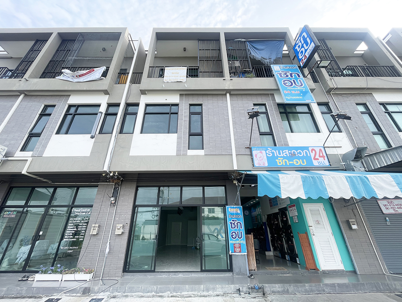 เช่า เอสเกต ทาวน์โฮม กรุงเทพฯ-ปทุมธานี ริมถนน ซอยวัดหนองปรง