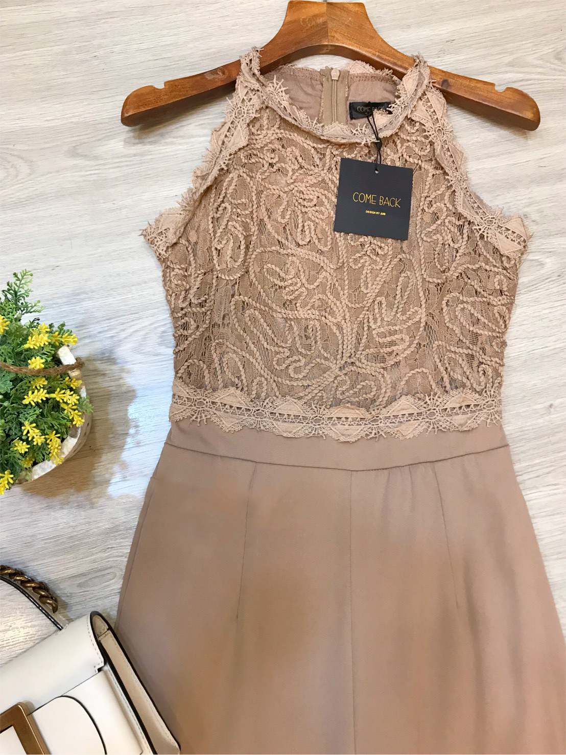 JS0096 จั๊มสูทเกาหลี จั๊มสูทแฟชั่น จั๊มสูทลูกไม้ เสื้อลูกไม้ ชุดไปเที่ยว ชุดออกงาน ชุดลูกไม้ ชุดไปงานแต่ง (น้ำตาล โอวัลติน)