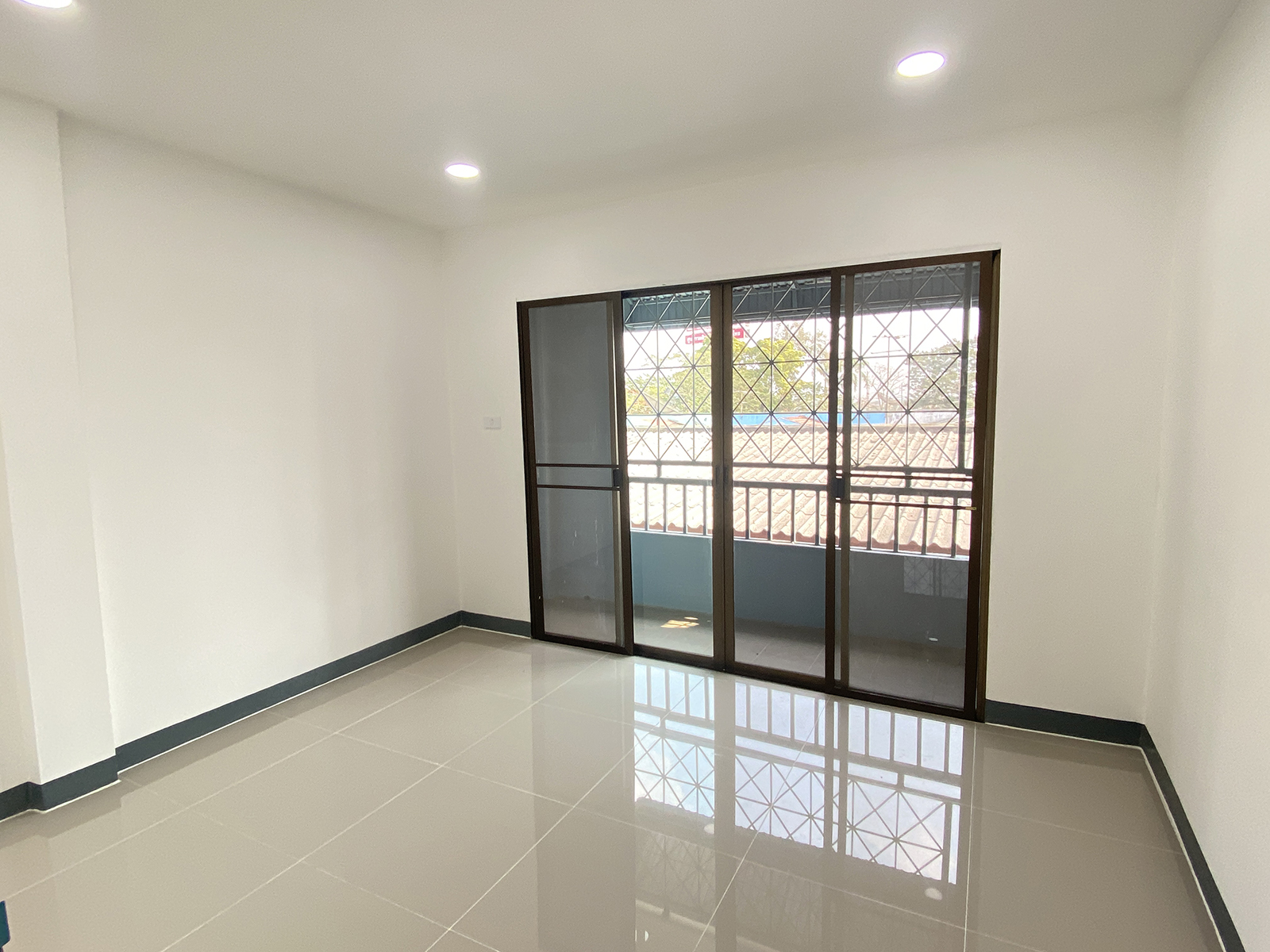 81583-ขายทาวน์โฮม หมู่บ้านเปี่ยมสุข บางเดื่อ ปทุมธานี