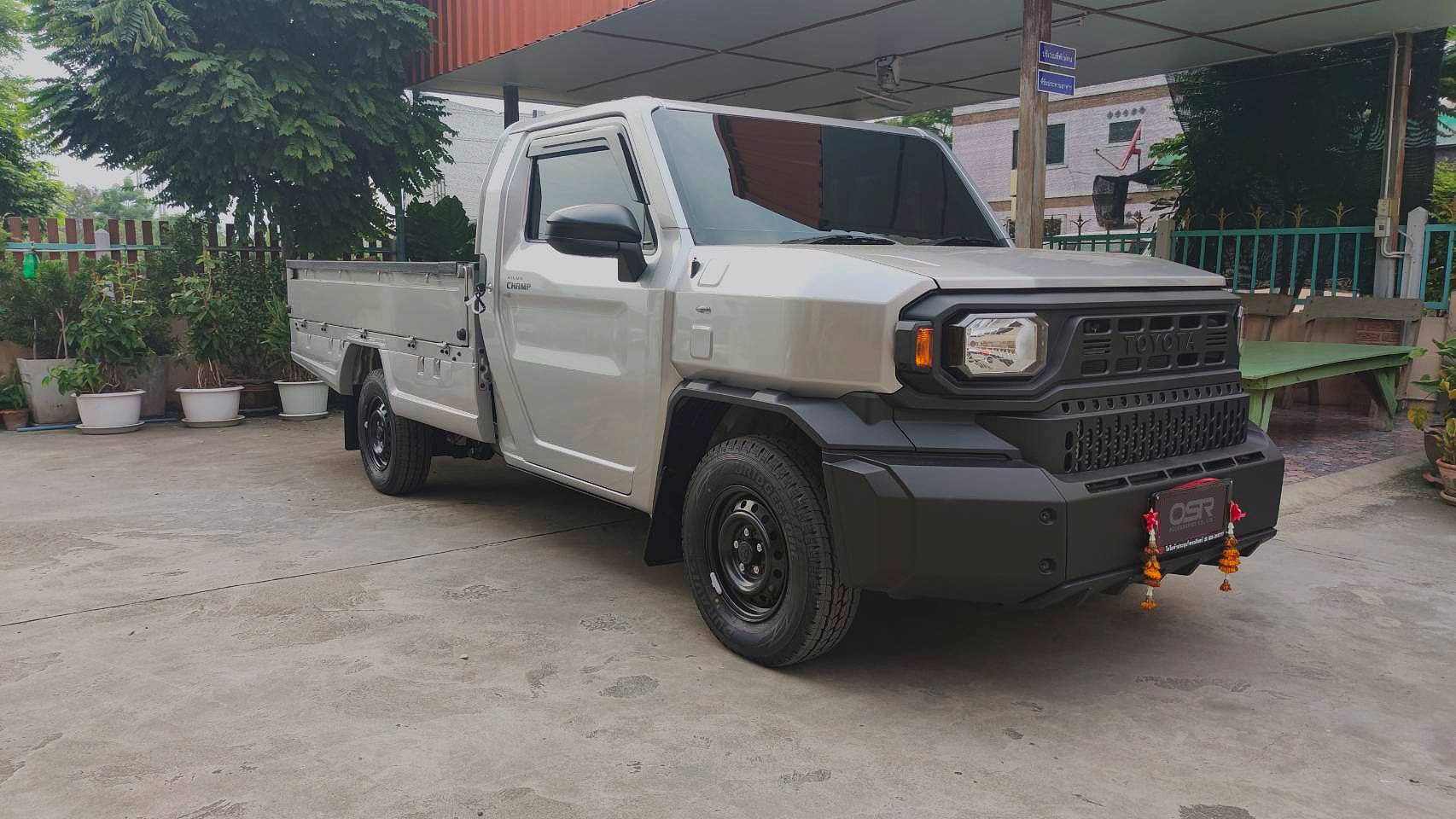 ชุดแต่งรถ-สเกิร์ต-อุปกรณ์แต่งรถ Toyota Hilux Champ 2023