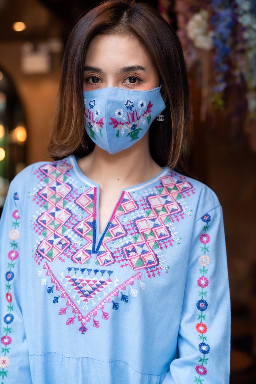 Sale++#CUTIE MINUTE 14041 เดรสลินิน+Maskผสมผ้าฝ้ายญี่ปุ่นเกรดพรีเมี่ยม งานปักอลังการทั้งตัว ทรงปล่อยๆสบายๆ ชุดใส่ง่าย ใส่เที่ยว ใส่อยู่บ้านตอนรับซัมเมอร์ได้สบายๆเลยค่ะ ** Mask ทรงสวยปรับเข้ากับโครงหน้า ใส่แล้วหน้าดูเรียวยาว ใช้ผ้ามัสลินอย่างดีซับด้านใน**