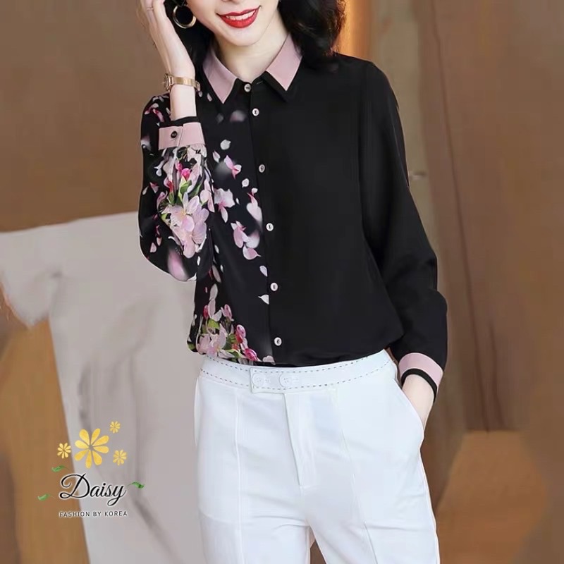 SaLe++B3575 เสื้อเชิ้ตคอปก ปกพิมพ์สีทูโทนค่ะ ผ้าซาตินซิลค์เนื้อสวยใส่สบาย พิมพ์ลายสวย ชุดกระดุมหน้า แมทง่ายใส่เข้ากับทุกชุดค่ะ 🌟สีดำ ลายกลีบดอกไม้ 🎗ไซส์ 🎗อก 38” 🎗ยาว 24”