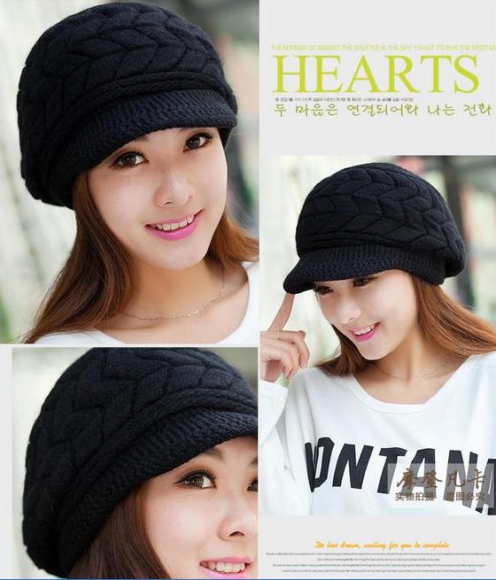 หมวกไหมพรมทรงเเก็ปสีดำสวยเก๋ด้านในบุขน(พร้อมส่ง)(Free Size)