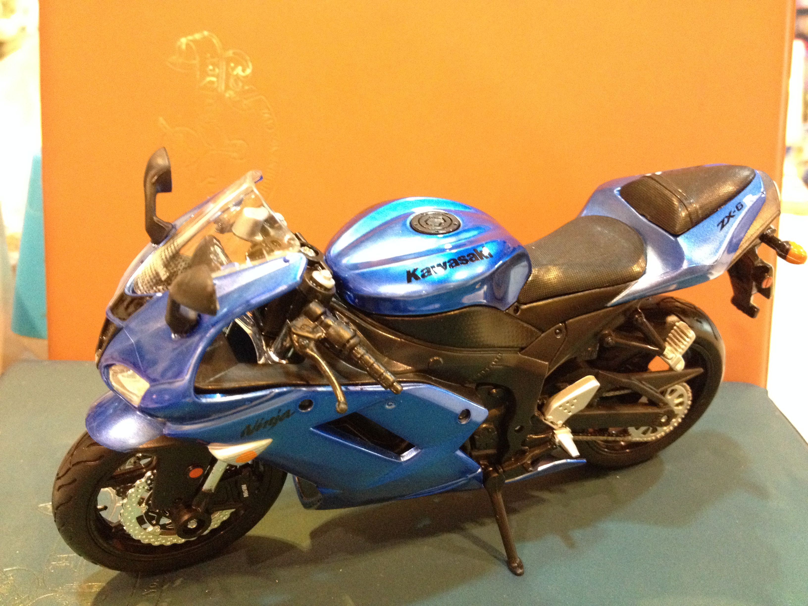 1:12 Kawasaki Ninja ZX-6R