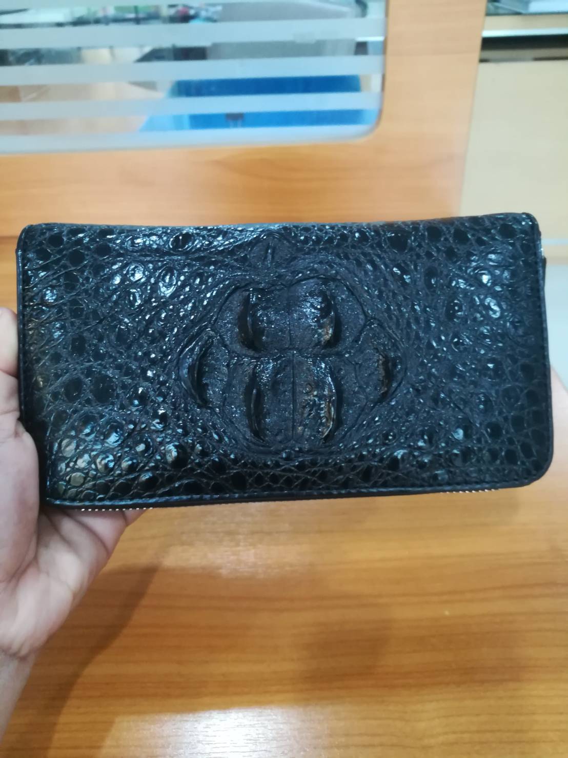 กระเป๋าหนังจระเข้แท้แบบซิปเดี่ยว(หนังกระดูกหัว)