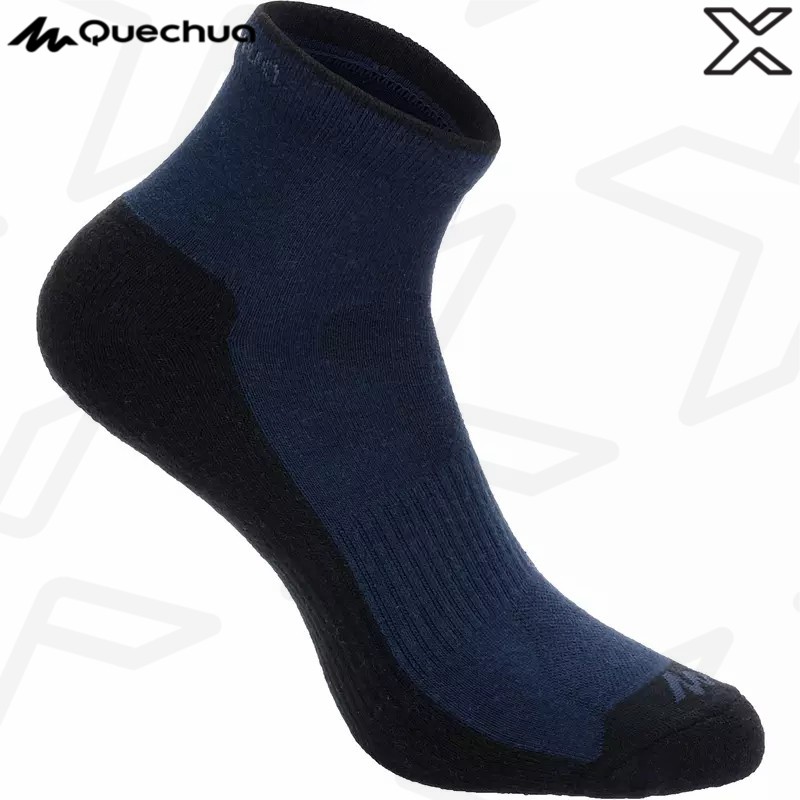 QUECHUA ถุงเท้ายาวปานกลางสำหรับใส่เดินในเส้นทางธรรมชาติรุ่น NH100 แพ็ค 2 คู่ (สีกรมท่า)