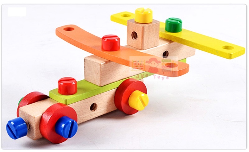 ชุดบล็อคไม้เสริมทักษะ เก้าอี้ช่างไม้ขันน็อต