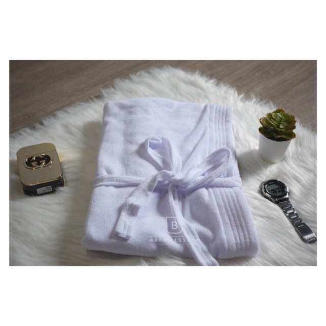 ชุดคลุมอาบน้ำ เสื้อคลุมอาบน้ำ เสื้อคลุมแต่งหน้า ผ้าขนหนู ขนาดFree size (สีขาว)