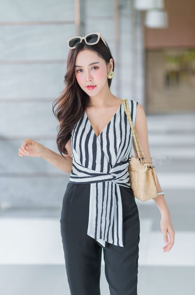 JS0062 จั๊มสูทขายาว จั๊มสูทออกงาน จั๊มสูทเกาหลี จั๊มสูทแขนกุด จั๊มสูทแฟชั่น จั๊มสูท (สีดำ)