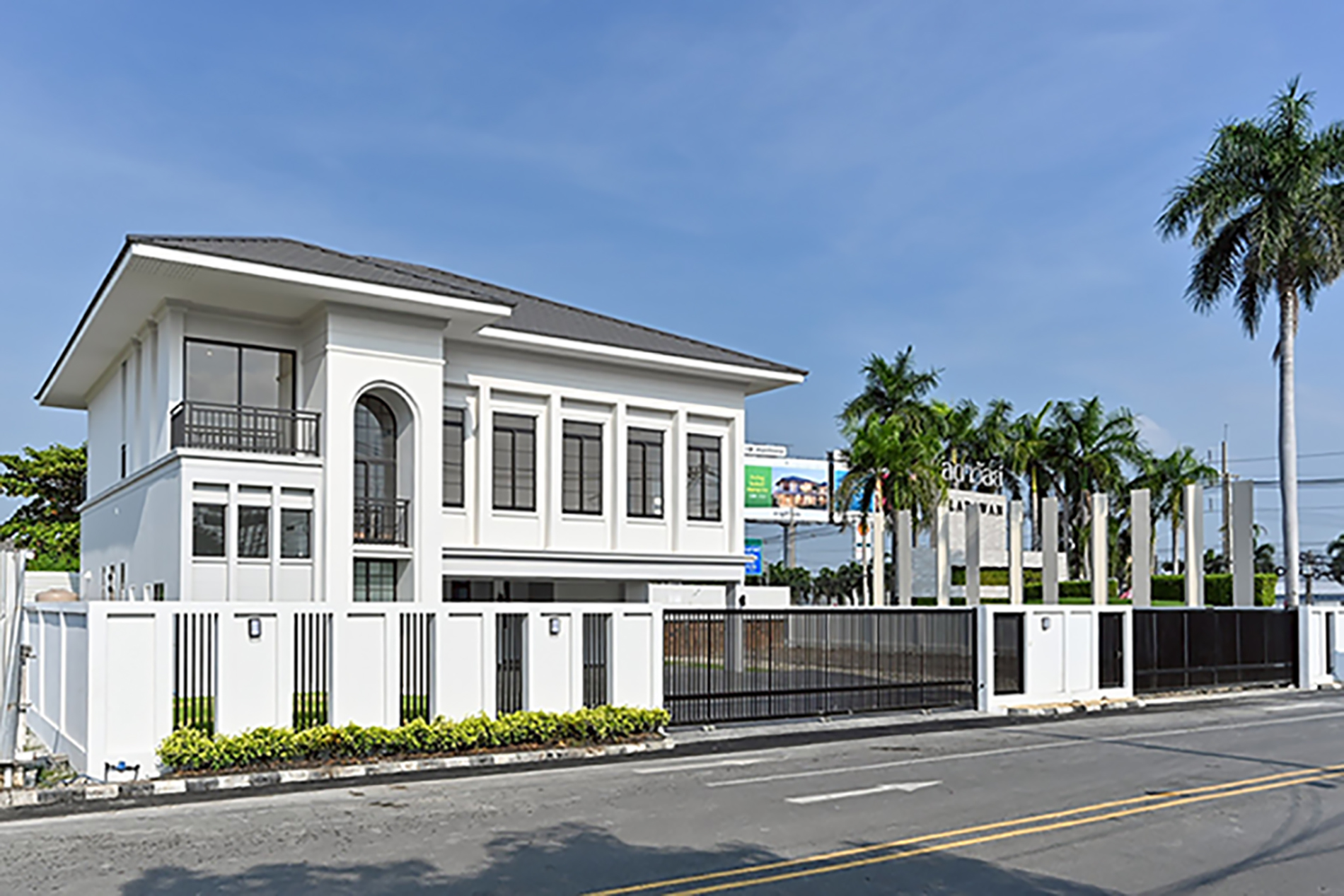 ขายบ้านหรูลดาวัลย์ ลากูน รังสิต-ปทุมธานี 129 ตร.ว. Modern Luxury