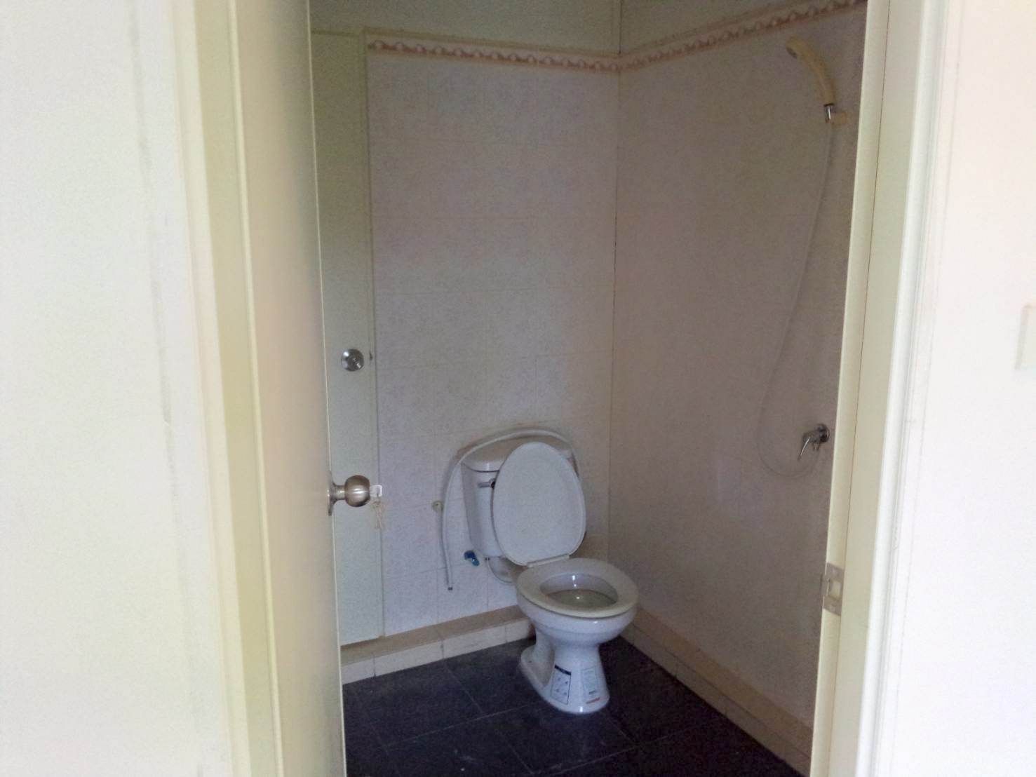 74296-ขายที่ดินพร้อมสิ่งปลูกสร้าง ซอยพระตำหนัก 3 เมืองพัทยา ชลบุรี