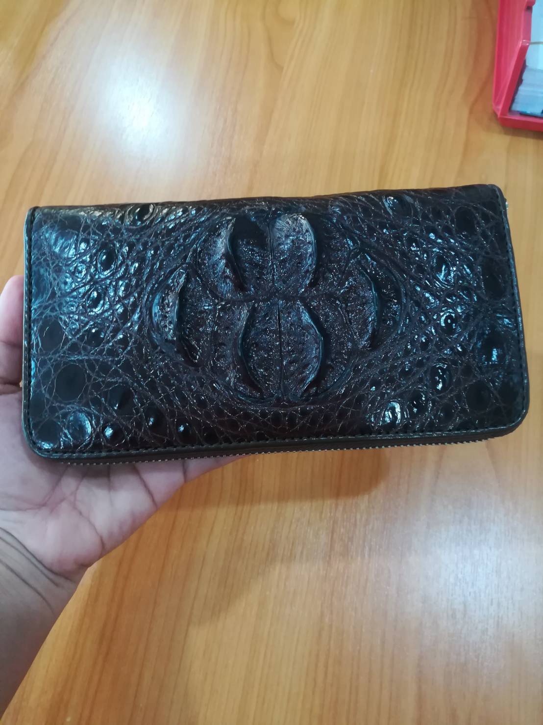 กระเป๋าหนังจระเข้แท้แบบซิปเดี่ยว(หนังกระดูกหัว)