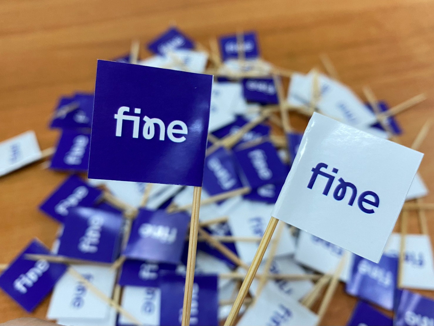 FOOD FLAG ธงปักอาหารก้าน 6.5 cm (ค็อกเทล)ไดคัทมาตราฐาน