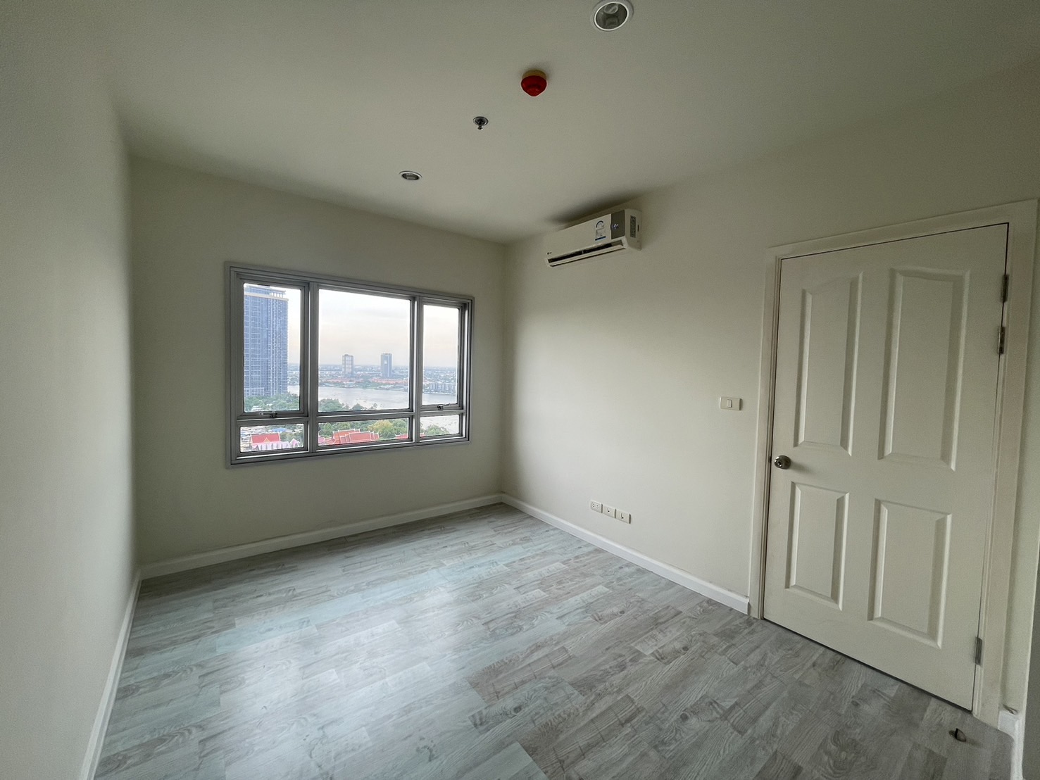 83456-ขายคอนโด แมเนอร์ สนามบินน้ำ วิวเจ้าพระยา นนทบุรี