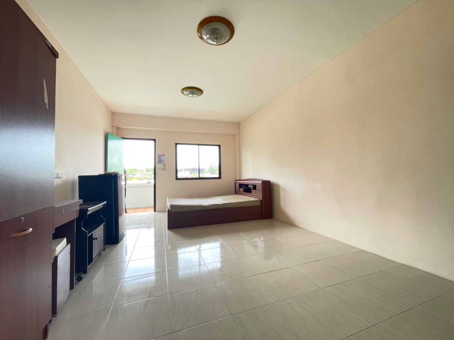 31231-ขายอพาร์ทเมนต์ ถนนจอมเทียน สาย 2 บางละมุง ราคาถูก