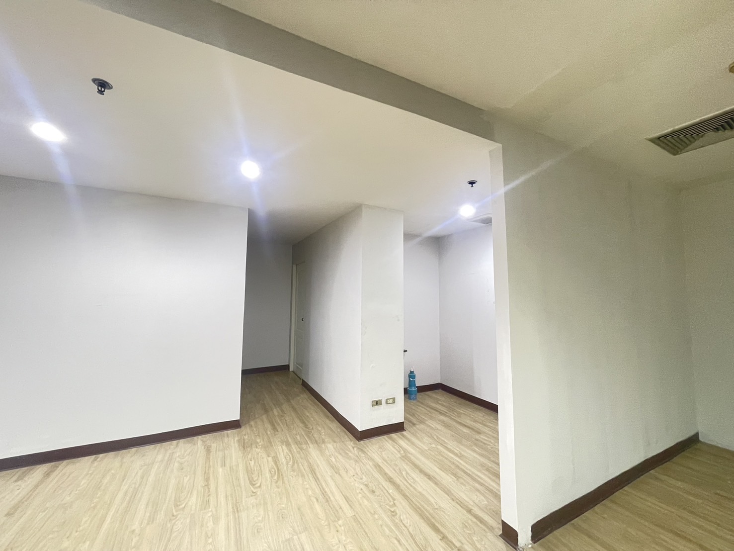 83457-ด่วน!! โปรโมชั่นลดราคา!! ให้เช่า อาคาร เจ.เพลส ทาวเวอร์ ช่องนนทรี กรุงเทพ