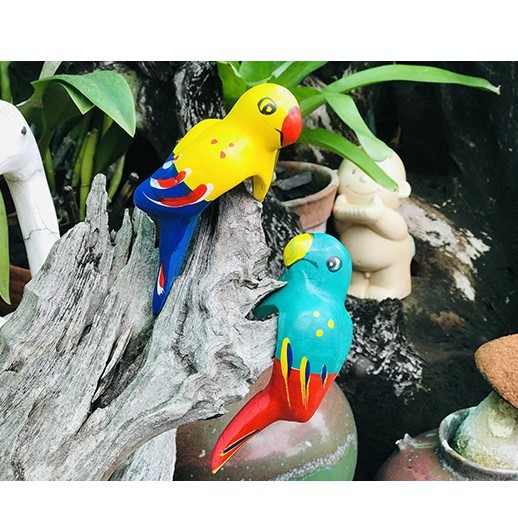 ตุ๊กตา เซรามิคนกแก้ว นกเงือก เซรามิคแต่งสวน คละสี ขนาดความสูง 12-14 ซม. ตุ๊กตาแต่งสวน นกเกาะ