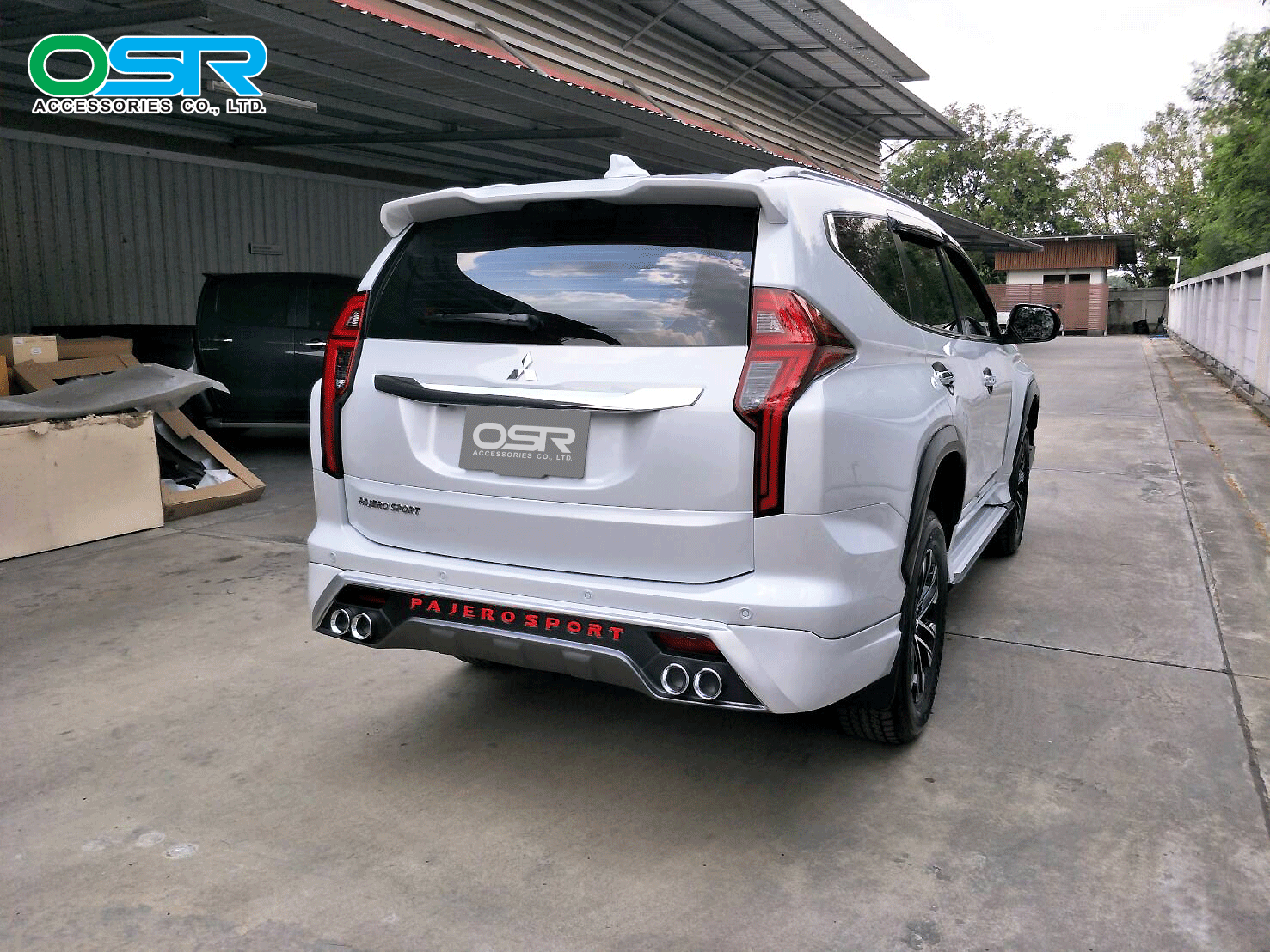 ชุดแต่งรถ-สเกิร์ต-อุปกรณ์แต่งรถ New Mitsubishi Pajero Sport 2020 ทรง AT By OSR