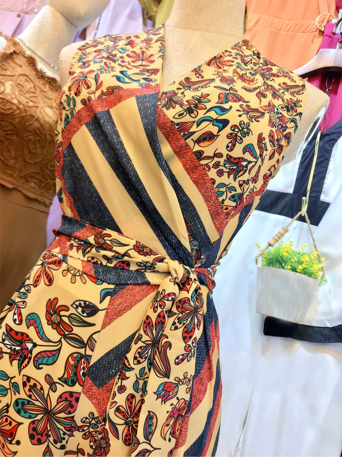 JS00103 จั๊มสูทคอวี จั๊มสูทขายาว จั๊มสูทออกงาน จั๊มสูทแขนกุด จั๊มสูทแฟชั่น