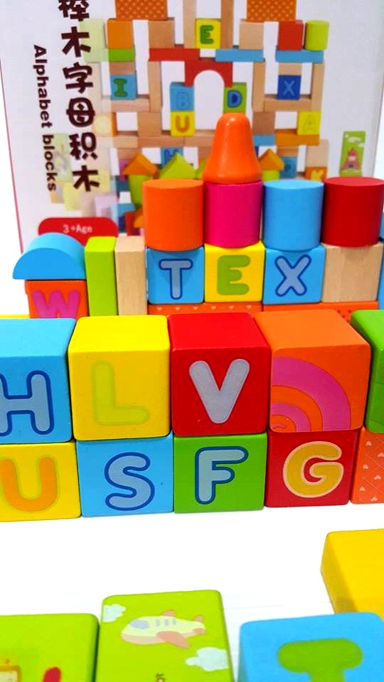 บล็อคไม้สร้างเมือง 100 ชิ้น ลายสอนA-Z