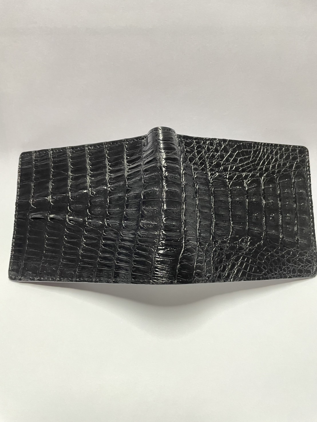 กระเป๋าหนังจระเข้แท้(กระดูกหาง)