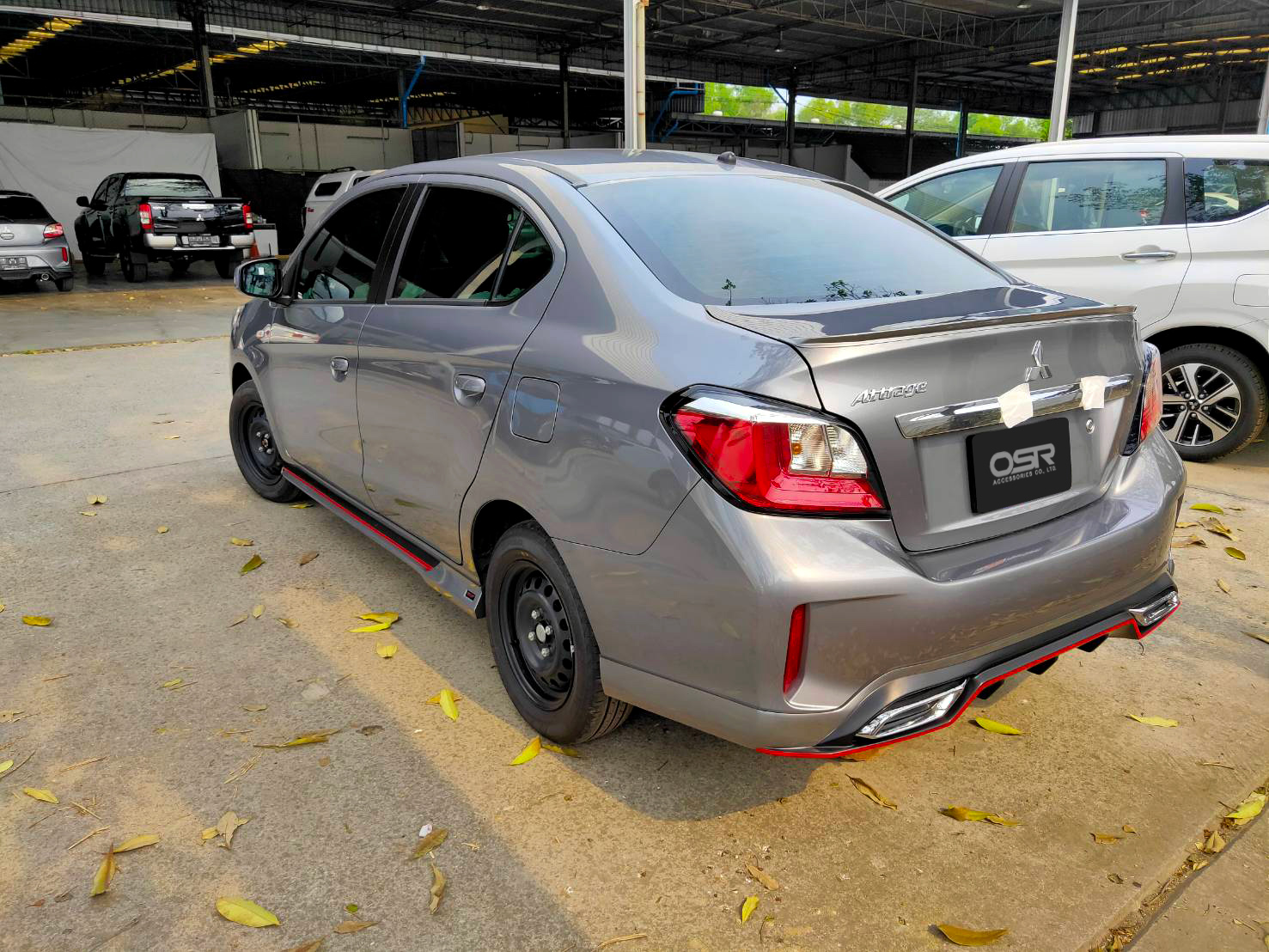 ชุดแต่งรถ สเกิร์ต-สปอยเลอร์ New Mitsubishi Attrage 2020 ทรง SR-Limited By OSR