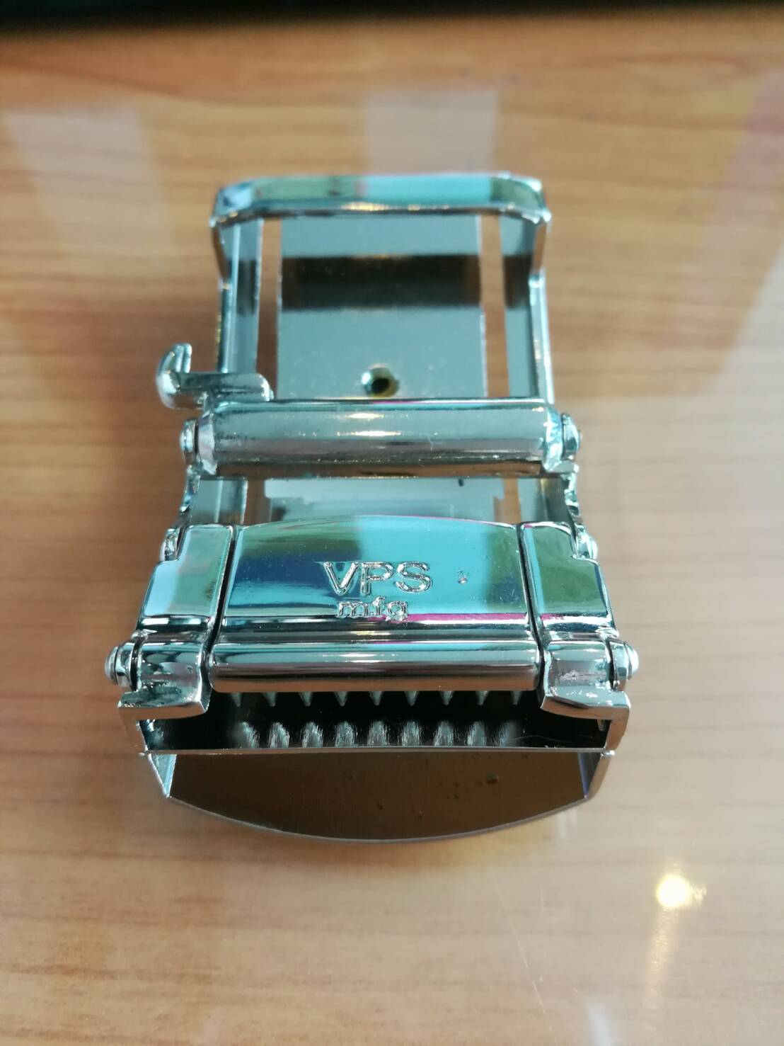 หัวเข็มขัดออโต้ล็อค;สีดำ