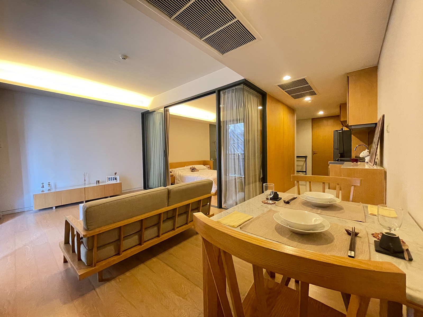 83453-คอนโดให้เช่า Siamese Gioia ไซมิส จอยญ่า วัฒนา กรุงเทพ