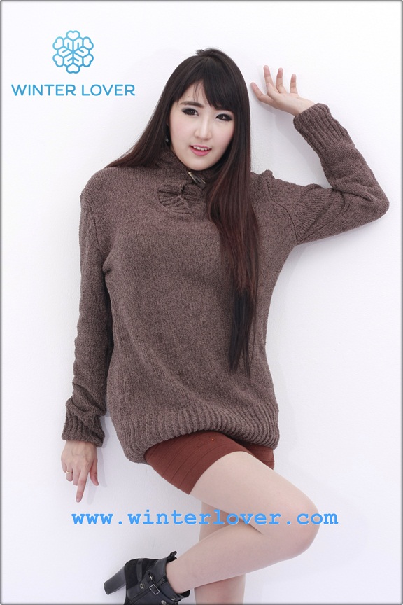 เสื้อไหมพรมขนแกะนุ่ม สีน้ำตาล แขนยาวพร้อมหมวกฮูด สวยคลาสสิค ขนาดกลาง (พร้อมส่ง)(Free Size)